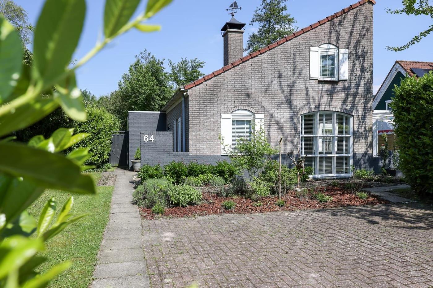 Hello Zeeland - Vakantiehuis De Elf Boompjes 64 Брёйниссе Экстерьер фото